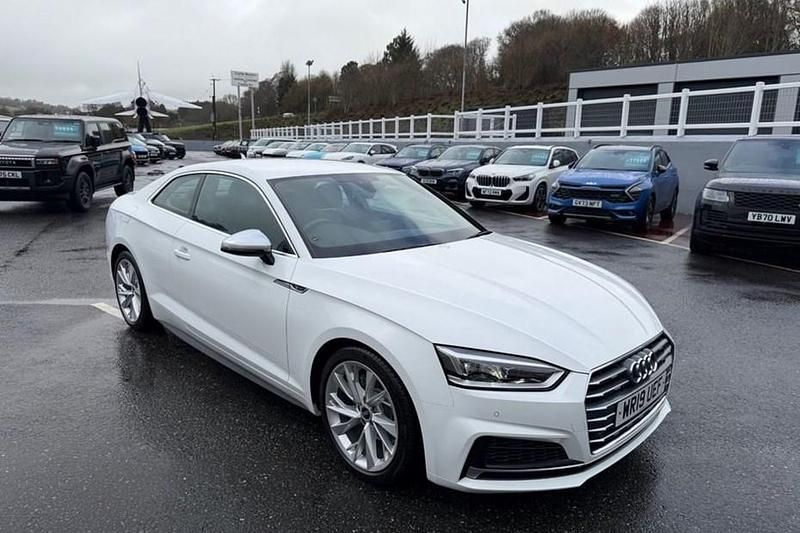 Used Audi A5 S-Line 150 HP (110 kW) 2019 White Coupe