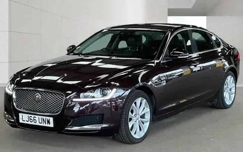 Used Jaguar XF Portfolio 179 HP (131 kW) 2020 Sedan