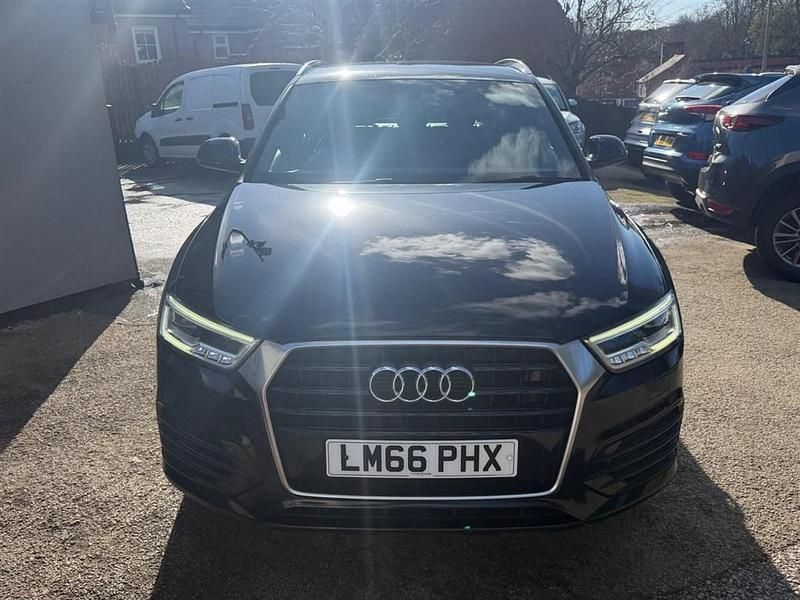 Begagnad Audi Q3 S-Line 150 HK (110 kW) 2016 Svart SUV