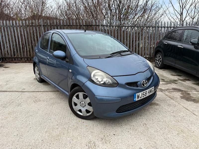Blue Used 2008 Toyota Aygo Hatchback | £695 (Good price) - Image 1/4