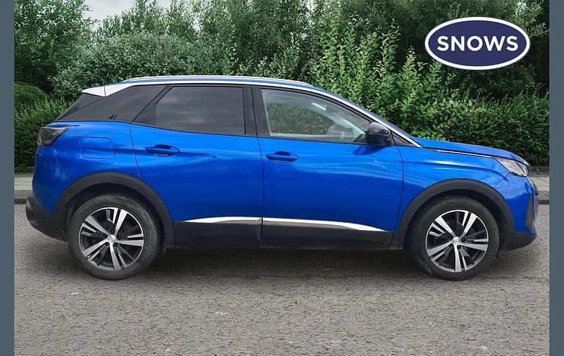 Used Peugeot 3008 Allure Premium 131 HP (96 kW) 2022 Blue SUV