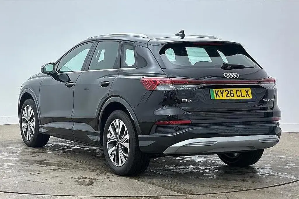 New Audi Q4 e-tron Sport 150 kW (204 HP) 2026 Black SUV
