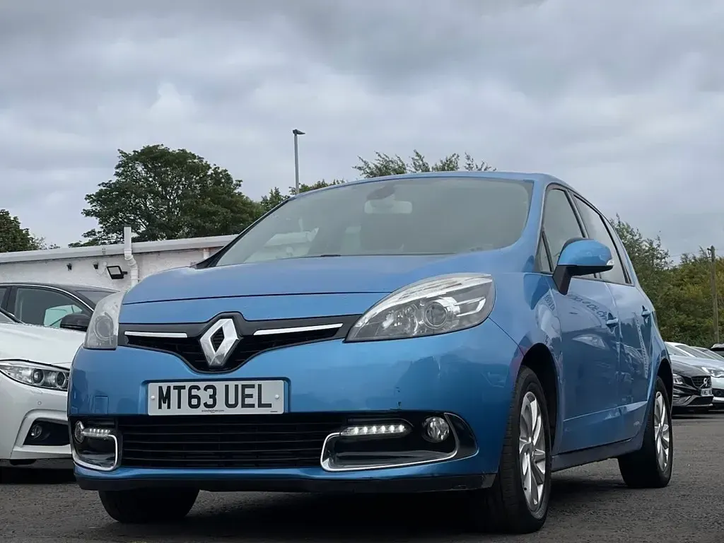 Used Renault Scénic III Dynamique 110 HP (80 kW) 2013 Blue MPV