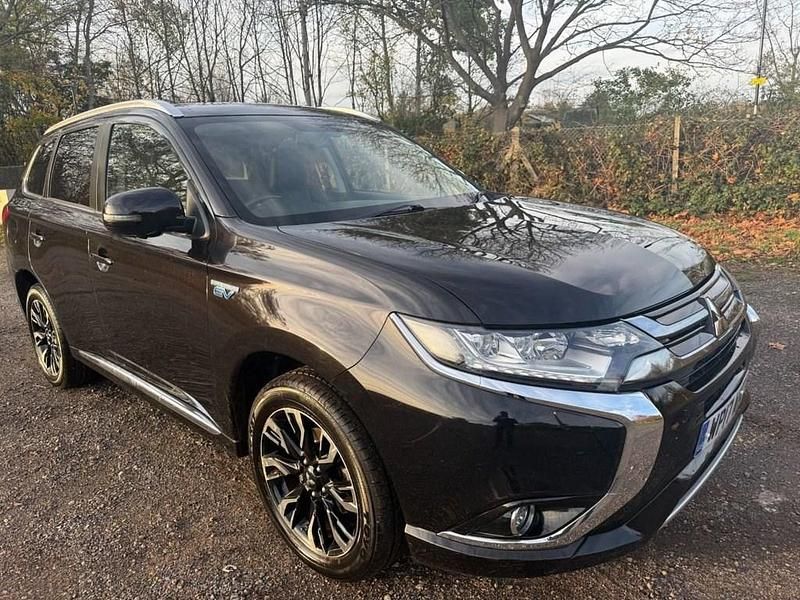 Black Used 2017 Mitsubishi Outlander P-HEV Estate | £11,995 (Fair price) - Image 1/4