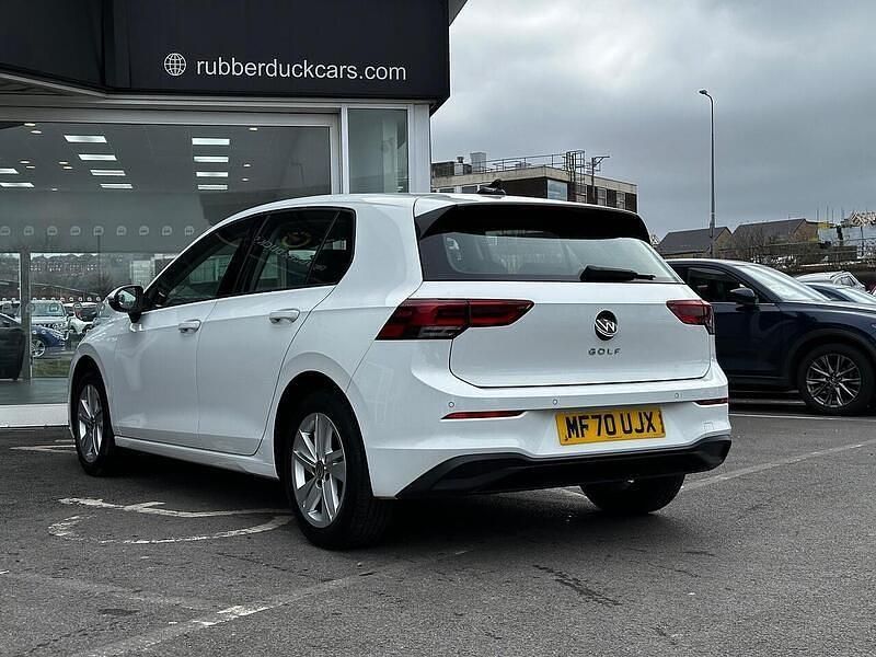 Used VW Golf VII Life 130 HP (95 kW) 2020 White Hatchback