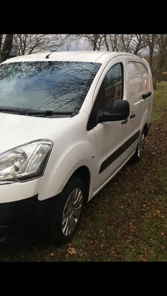 Used Citroën e-Berlingo 90 HP (66 kW) 2012 White
