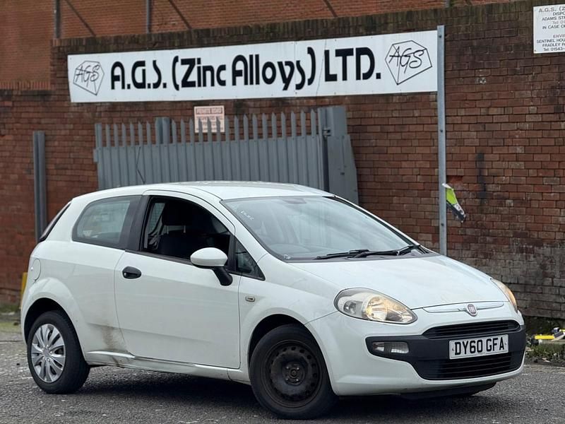 Used Fiat Punto Evo Active 77 HP (56 kW) 2010 White Hatchback
