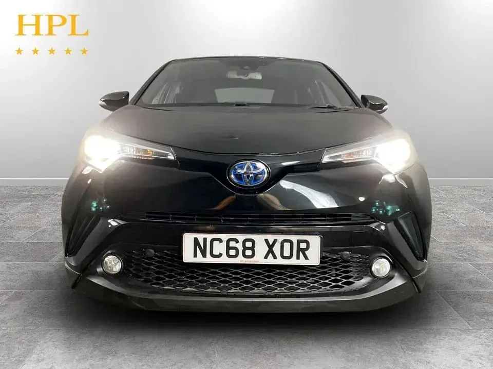 Used Toyota C-HR 122 HP (89 kW) 2019 Black SUV