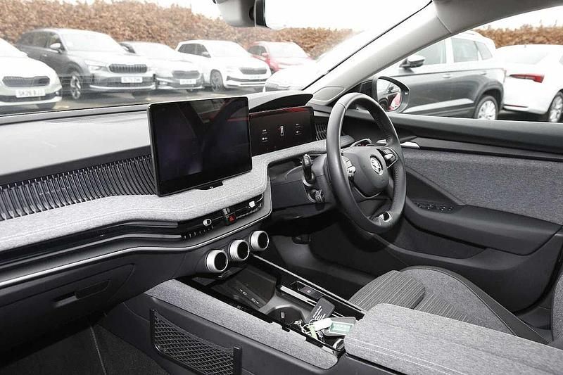 Used Skoda Superb SE Technology 110 HP (80 kW) 2024 Midnight black metallic Estate