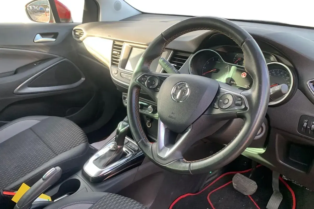 Used Vauxhall Crossland X Elite 131 HP (96 kW) 2020 Red SUV