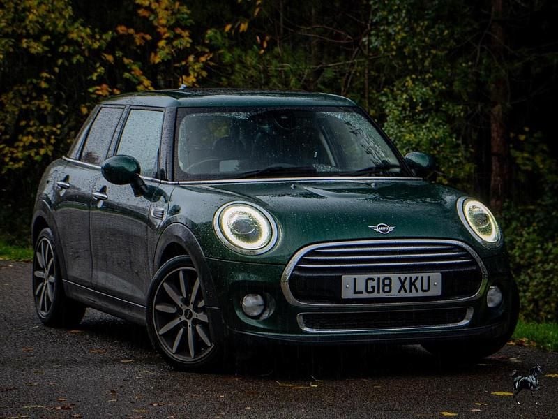 Green Used 2018 Mini Cooper Hatch Hatchback | £12,750 (Good price) - Image 1/4