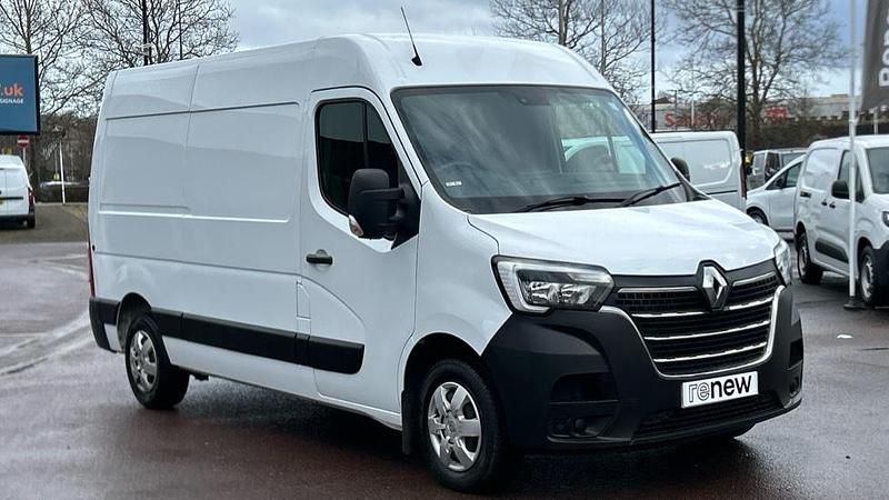 White Used 2023 Renault Master Business Van | £15,970 (Good price) - Image 1/1