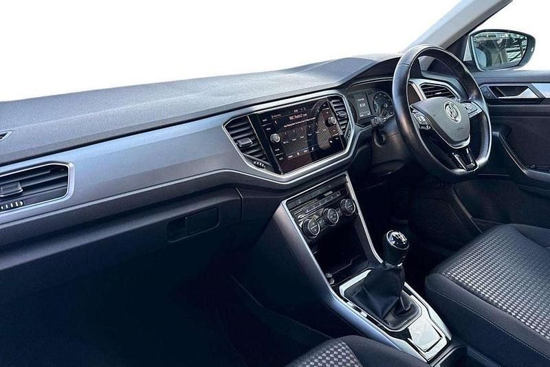Usado VW T-Roc Active 110 HP (80 kW) 2021 Branco SUV