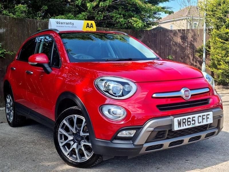 Red Used 2015 Fiat 500X Cross Plus SUV | £5,495 (Fair price) - Image 1/4
