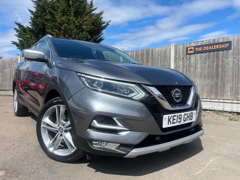 Grey Used 2019 Nissan Qashqai N-Motion SUV | £11,890 (Super price) - Image 1/3