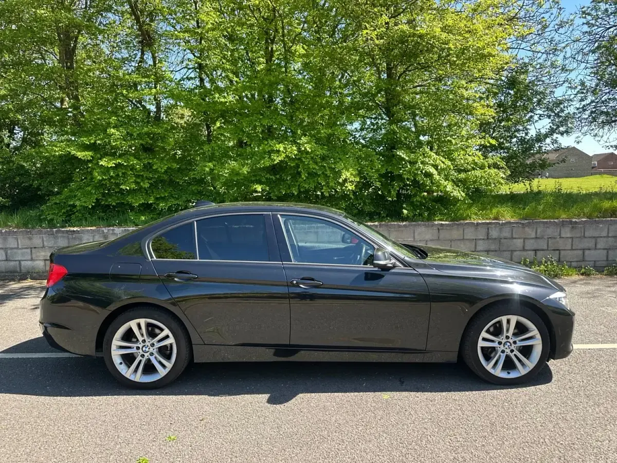 Used BMW 320 Sport Line 2014 Black Sedan