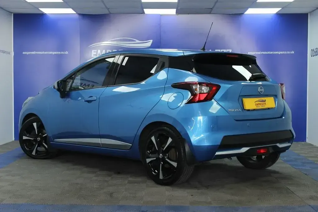 Used Nissan Micra N-Connecta 90 HP (66 kW) 2017 Blue Hatchback