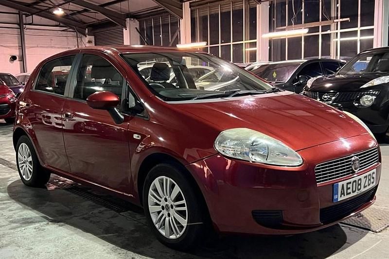 Red Used 2008 Fiat Grande Punto Hatchback | £1,990 (Expensive) - Image 1/1