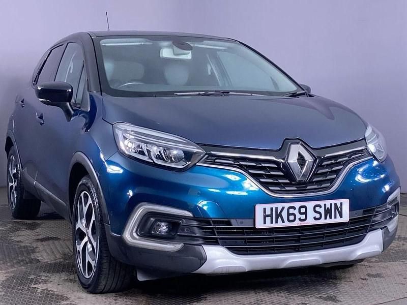 Blue/black Used 2019 Renault Captur GT-Line SUV | £9,399 (Fair price) - Image 1/4