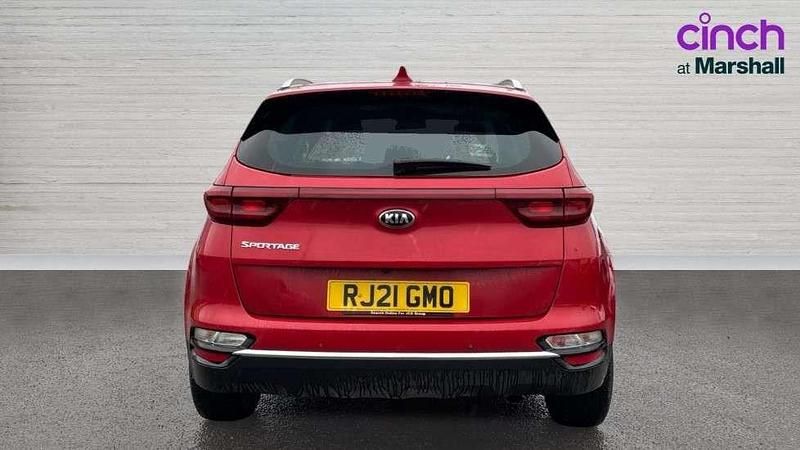 Begagnad Kia Sportage 2021 Röd SUV