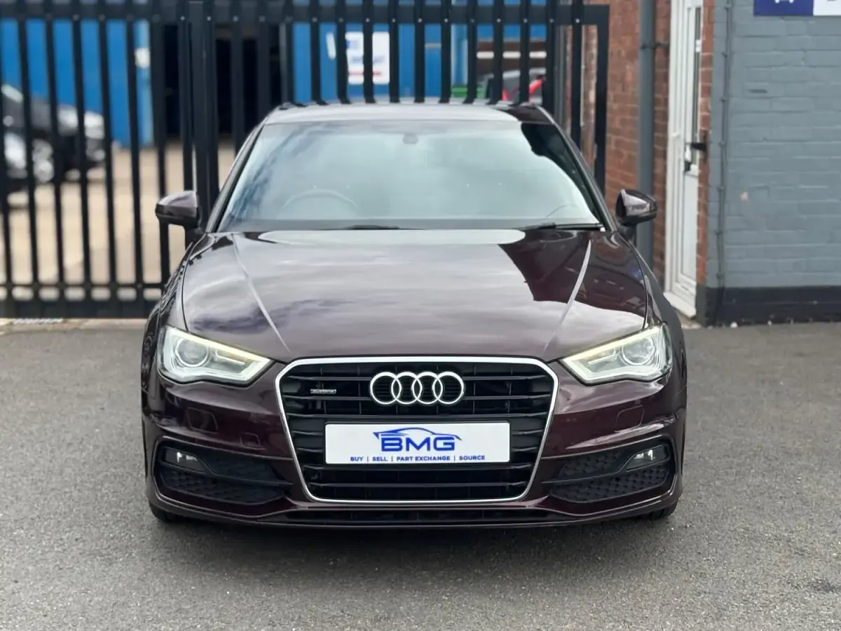 Used Audi A3 Sportback S-Line 184 HP (135 kW) 2014 Red Hatchback