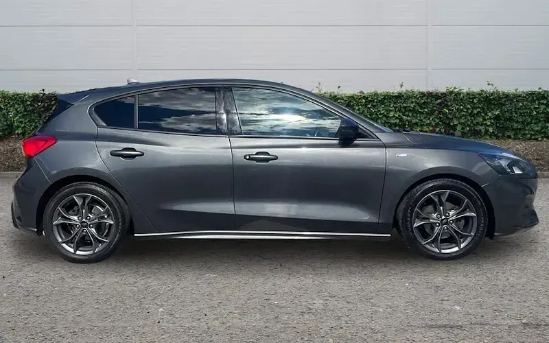 Used Ford Focus ST-Line 120 HP (88 kW) 2020 Grey Hatchback