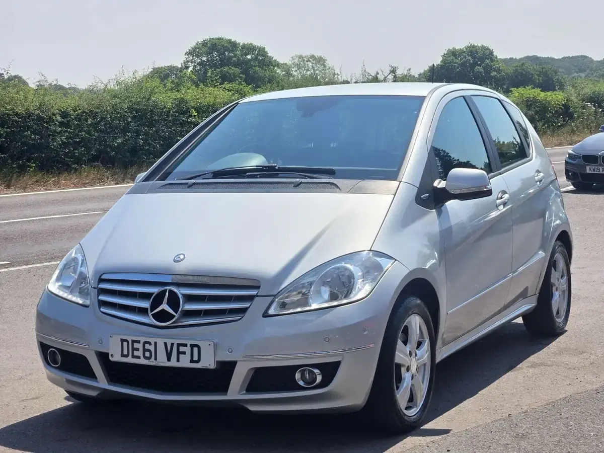 Used Mercedes A180 Avantgarde 2012 Silver Hatchback