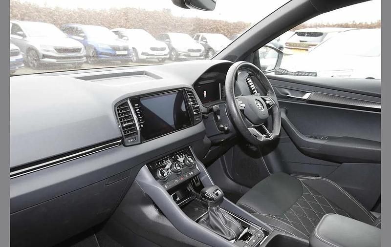 Used Skoda Karoq SportLine 147 HP (108 kW) 2024 Phoenix orange metallic SUV