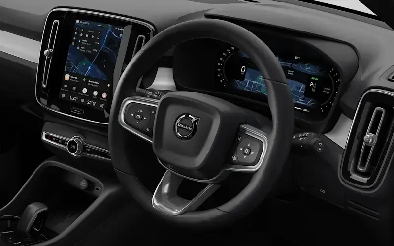 New Volvo XC40 Plus 197 HP (144 kW) 2026 Crystal white SUV