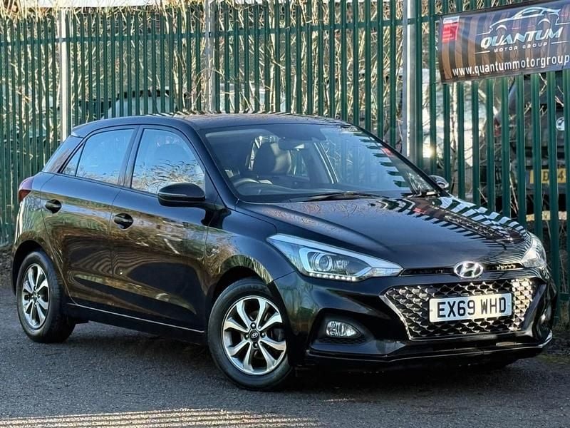 Black Used 2019 Hyundai i20 SE Hatchback | £7,790 (Fair price) - Image 1/3