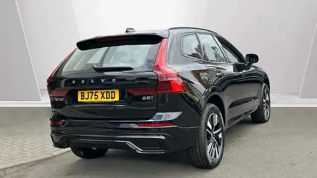 Usado Volvo XC60 Ultra 247 HP (181 kW) 2026 SUV
