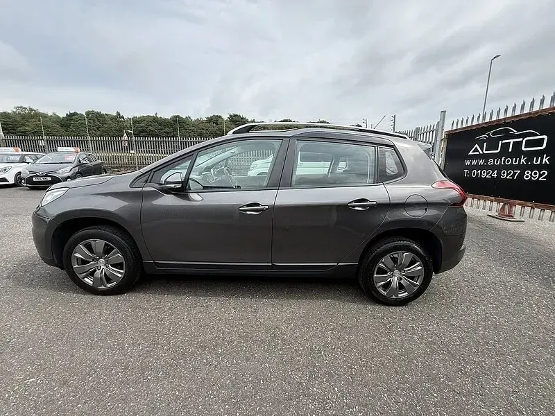 Used Peugeot 2008 Active 81 HP (59 kW) 2019 Grey SUV