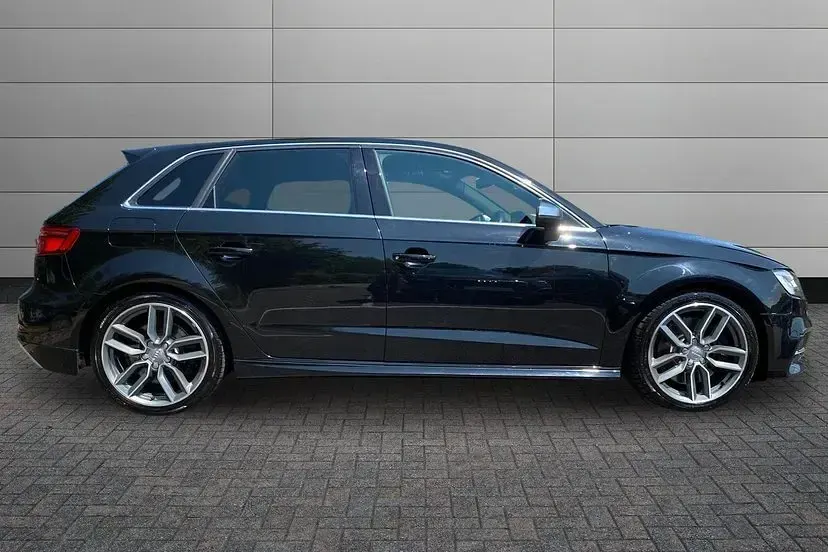 Used Audi S3 Sportback Design 306 HP (225 kW) 2016 Mythos black Hatchback