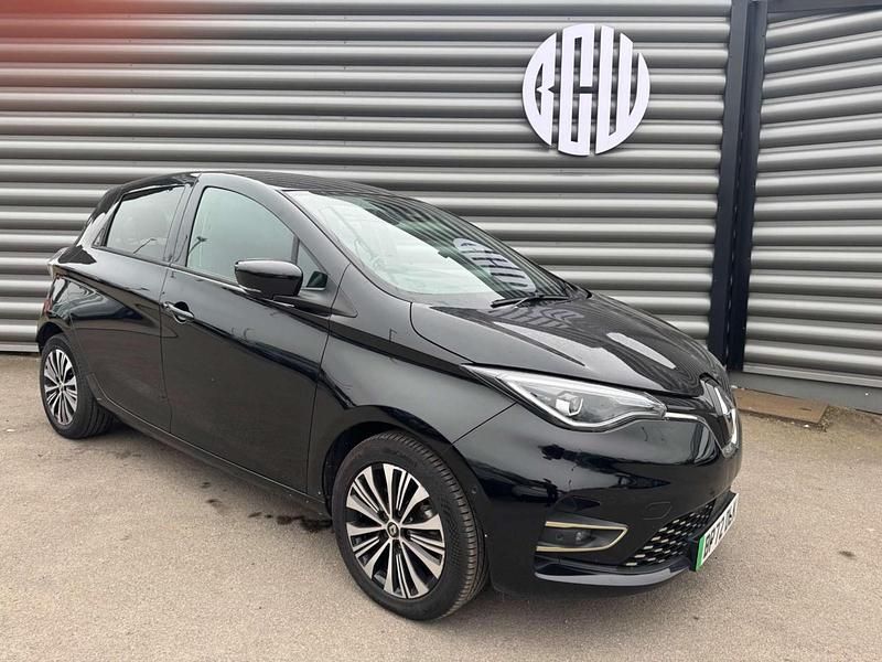Used Renault Zoe Techno 100 kW (136 HP) 2022 Black Hatchback