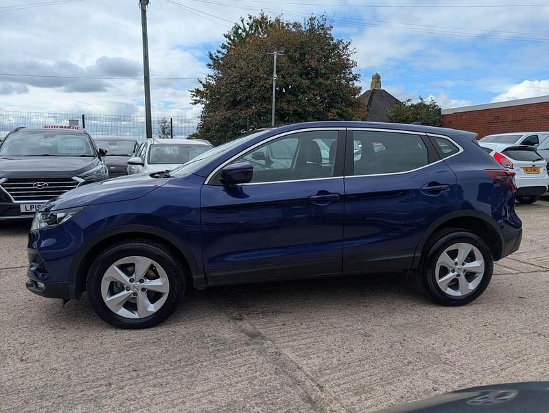 Used Nissan Qashqai Acenta Premium 115 HP (84 kW) 2020 Blue SUV