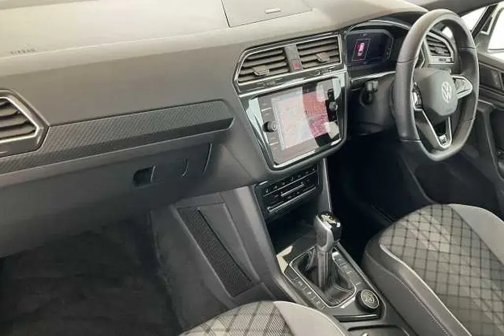 Used VW Tiguan R-line 200 HP (147 kW) 2021 White SUV