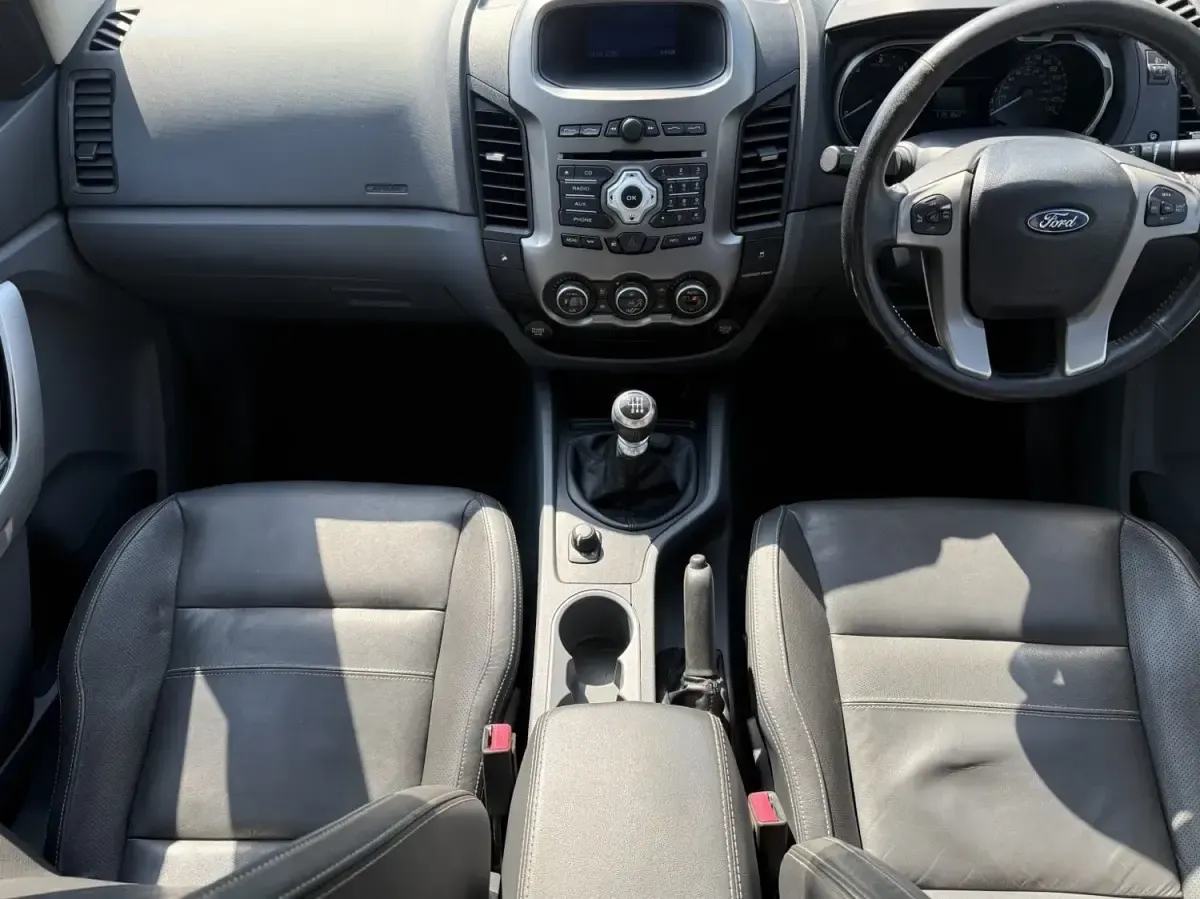 Second-hand Ford Ranger Limited 150 CP (110 kW) 2015 Argintiu Pickup