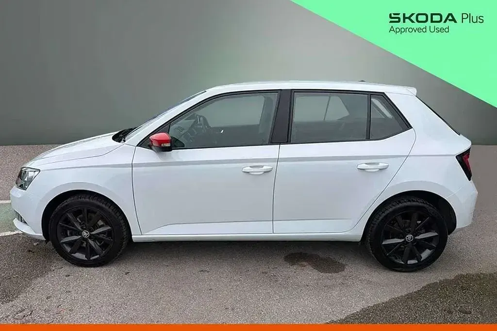 Used Skoda Fabia 108 HP (79 kW) 2017 White Hatchback