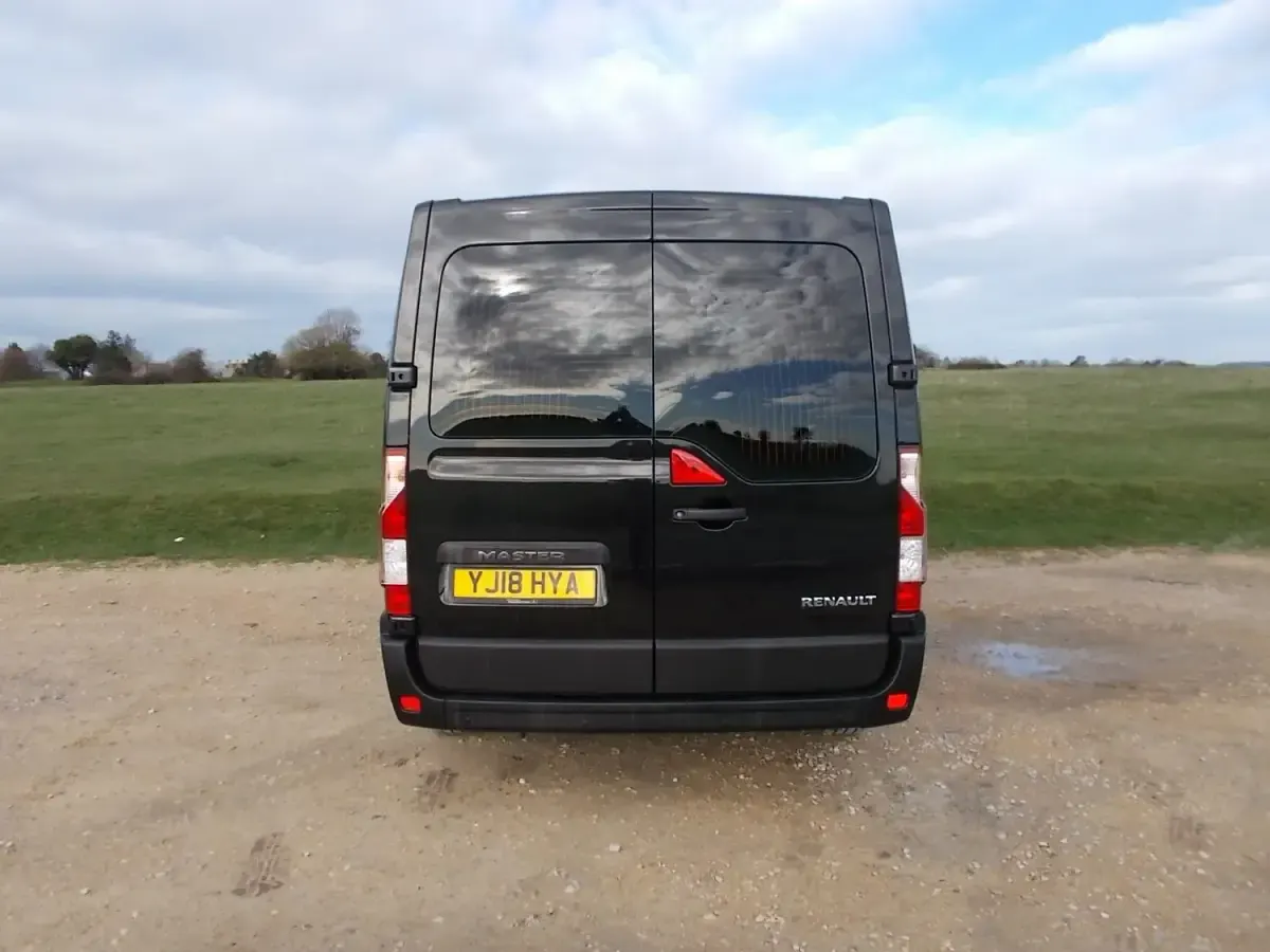 Usado Renault Master 2018 Preto Van