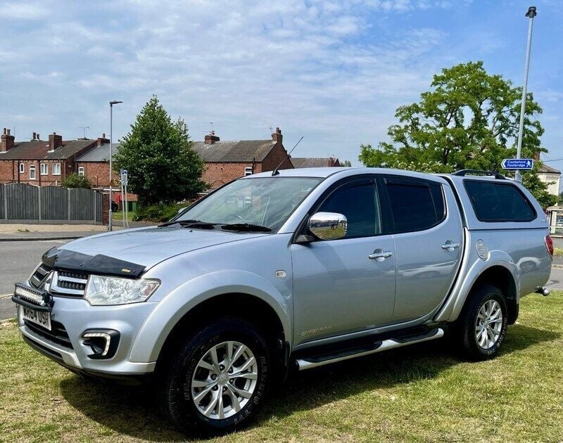 Silver Used 2014 Mitsubishi L200 Pickup | £8,450 (A bit pricey) - Image 1/4