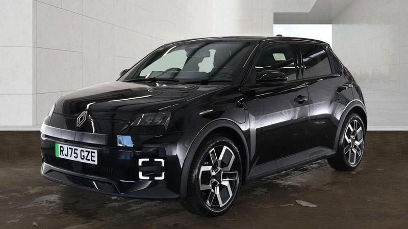 New Renault 5 E-Tech Urban 44 kW (60 HP) 2026 Black Hatchback