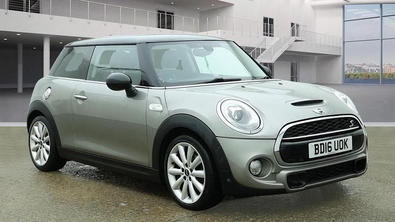 Used Mini Cooper S Hatch 2016 Silver Hatchback