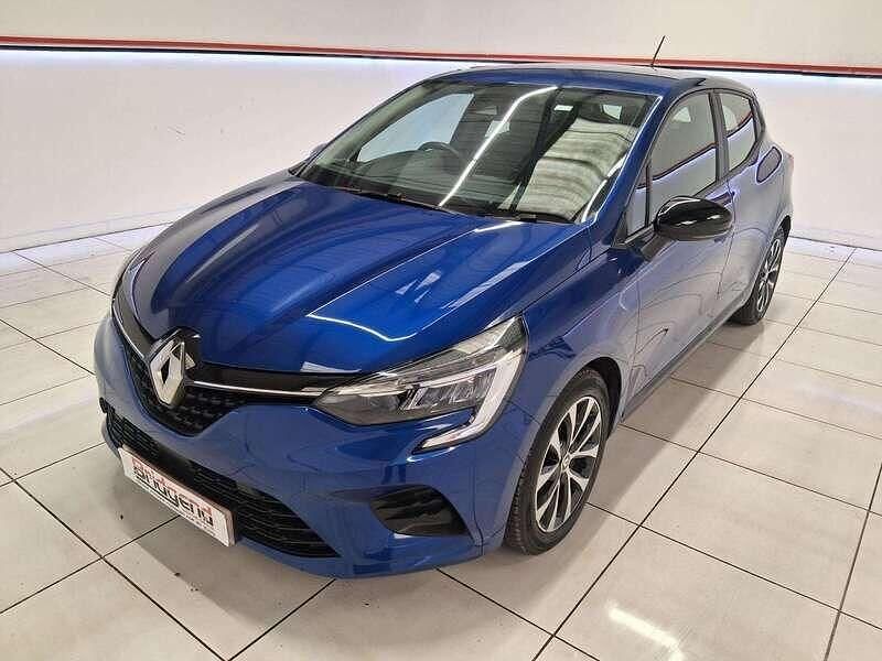 Used Renault Clio V Evolution 2023 Blue Hatchback