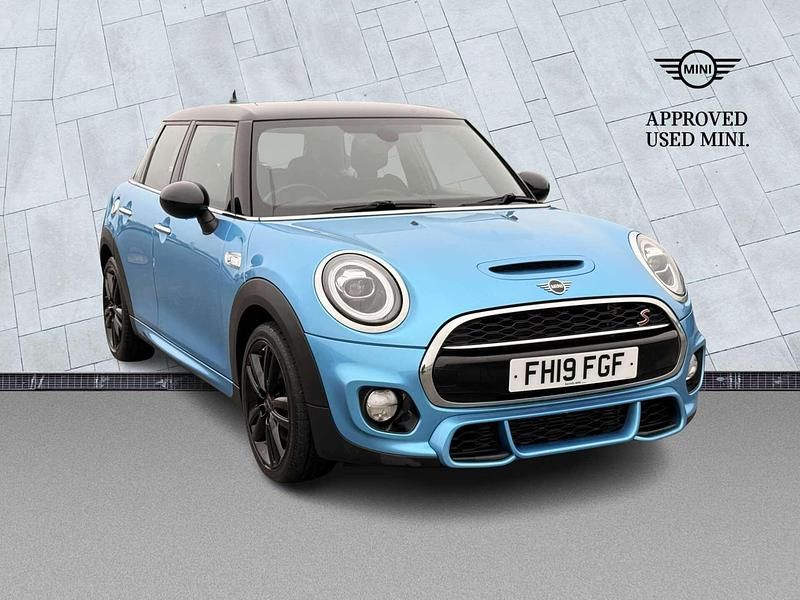 Used Mini Cooper S Hatch 189 HP (139 kW) 2019 Blue Hatchback