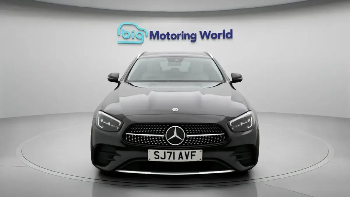 Used Mercedes E300 AMG line 2021 Grey Estate