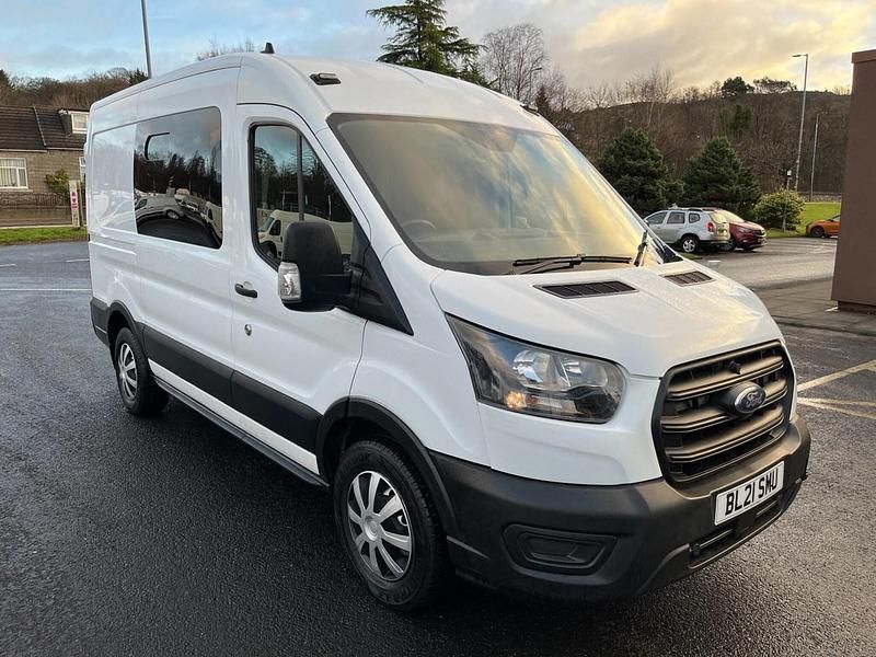 Usado Ford Transit 130 HP (95 kW) 2021 Branco Van