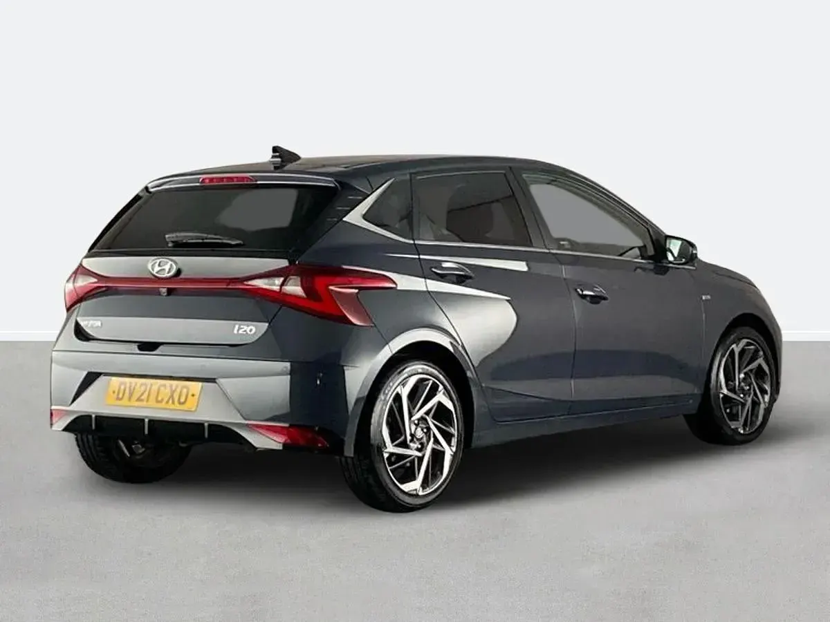 Used Hyundai i20 Premium 100 HP (73 kW) 2021 Grey Hatchback