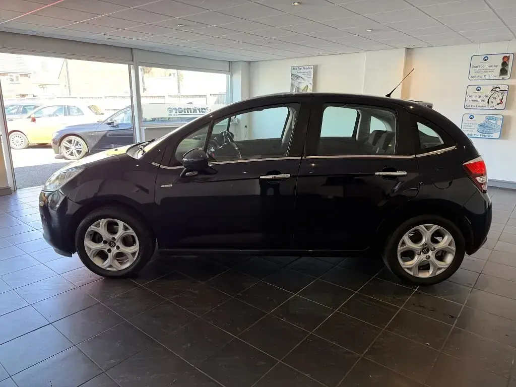 Used Citroën C3 Exclusive 2015 Blue Hatchback