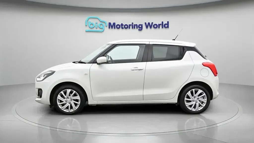 Gebraucht Suzuki Swift SZ-T 83 PS (61 kW) 2023 Weiß Kleinwagen