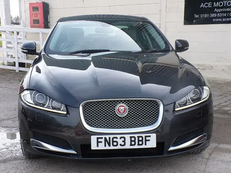 Used Jaguar XF Luxury 163 HP (119 kW) 2013 Grey Sedan